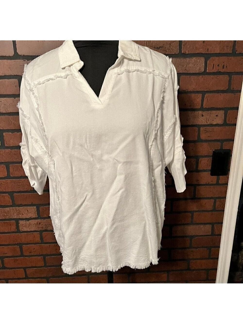 NWT Multiples white frayed edge top with roll short sleeves.  Size med.